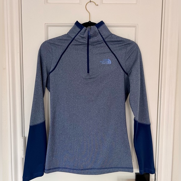 NorthFace longsleeve 3/4 zip - Picture 2 of 3